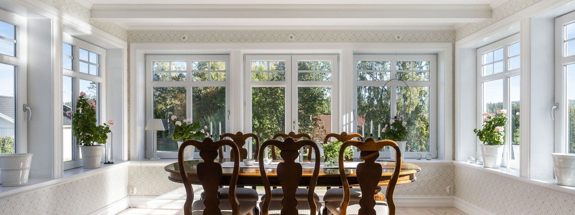 PVC-Fönster i matsal